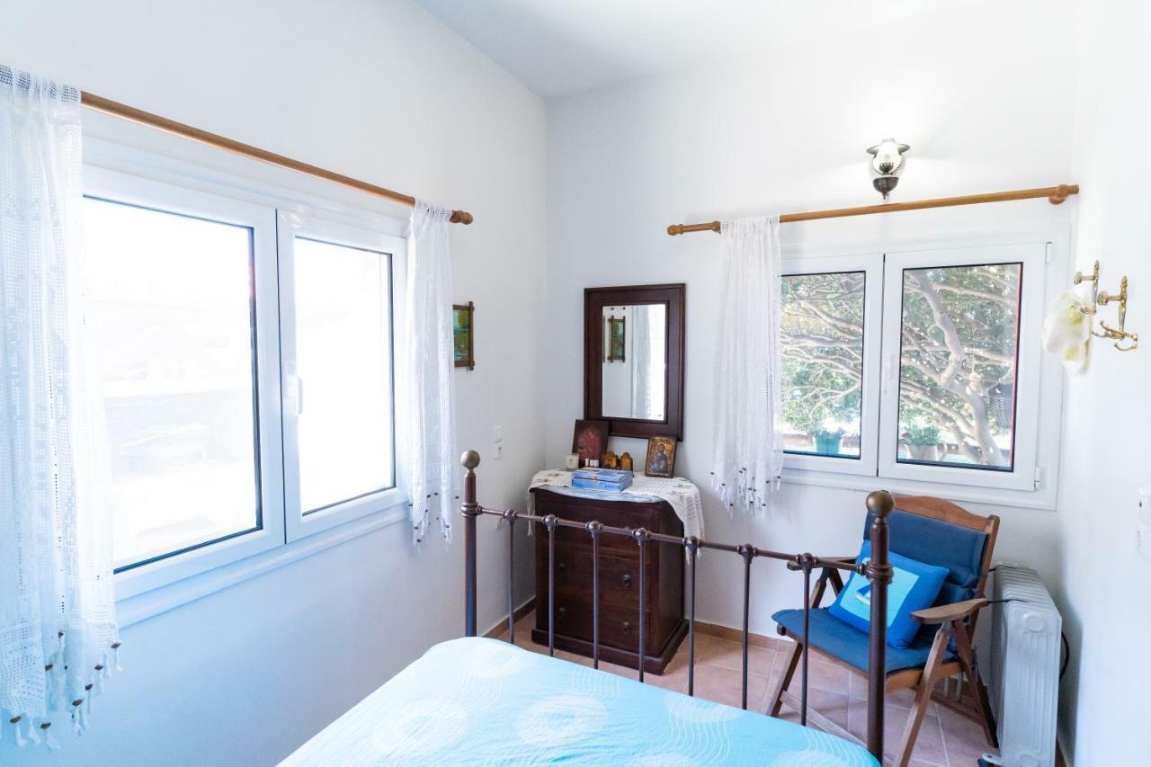 Hostal Ikarian Endless Blue Kouniadi Exterior foto
